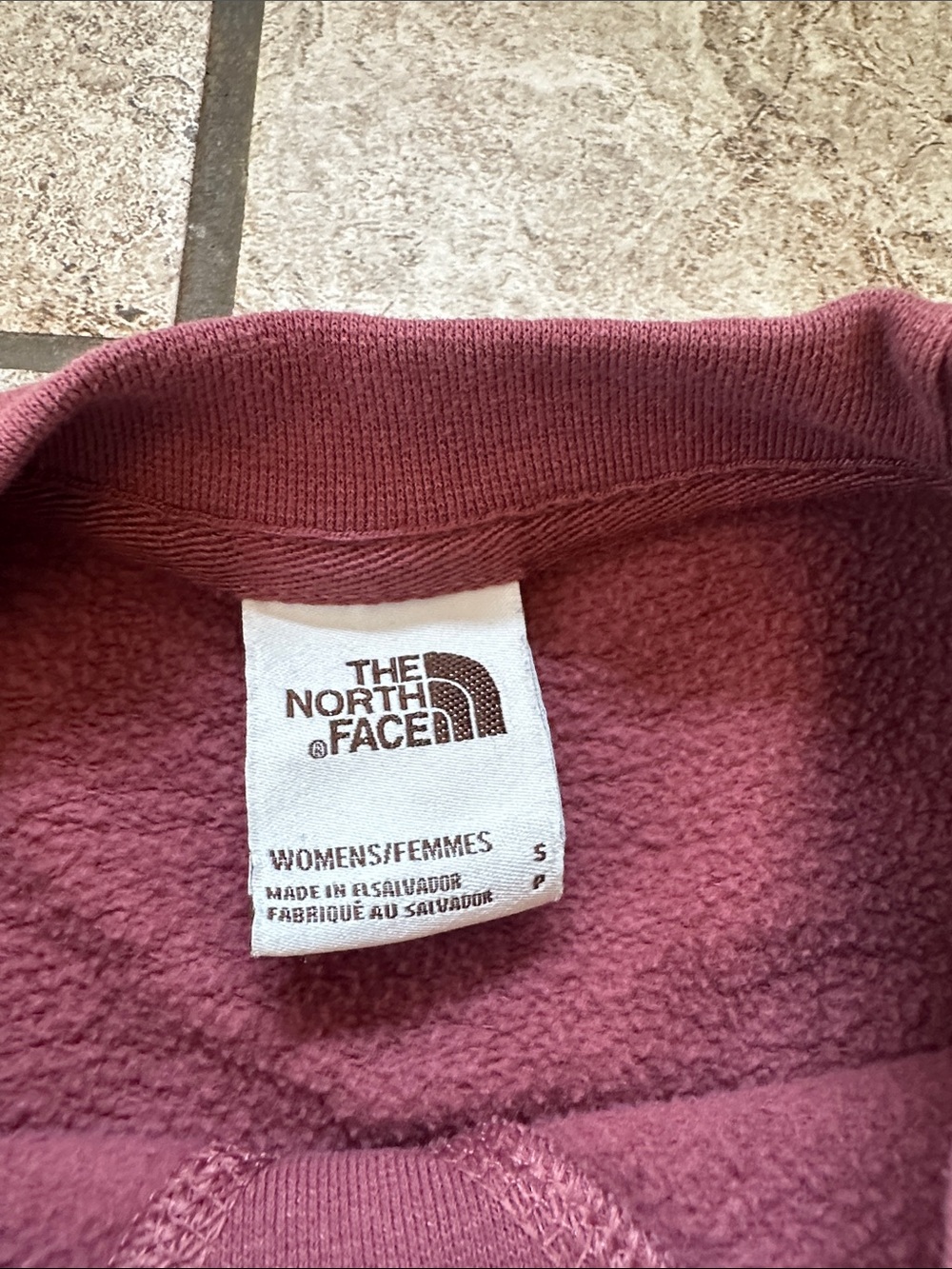 The North Face Crewneck Sweatshirt dark pink - Picture 2 of 2